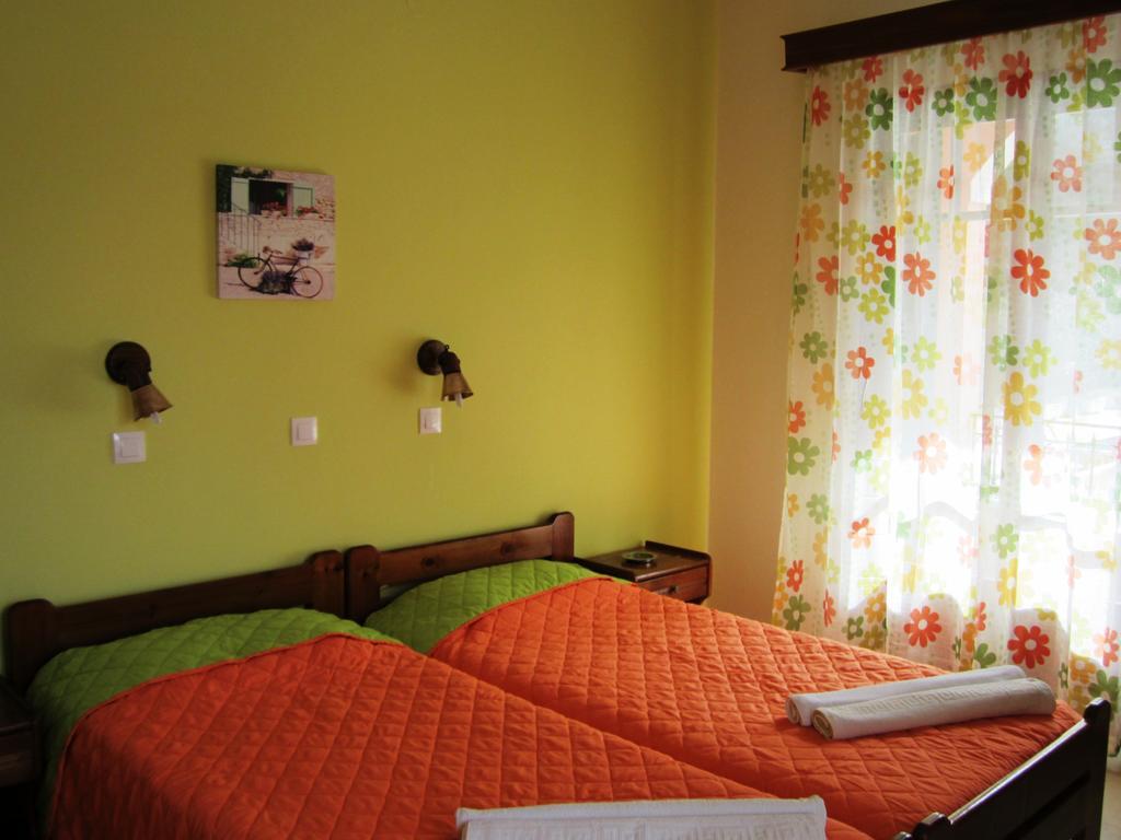 Peroulades  Varvara Studios & Apartments I מראה חיצוני תמונה