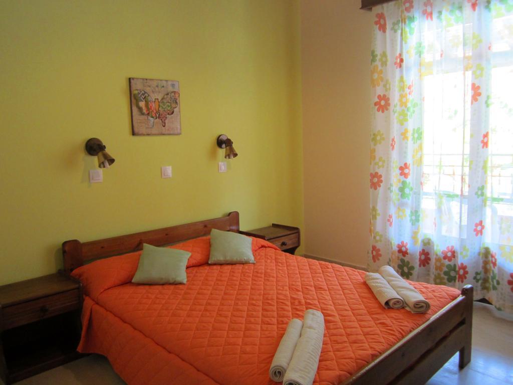 Peroulades  Varvara Studios & Apartments I מראה חיצוני תמונה