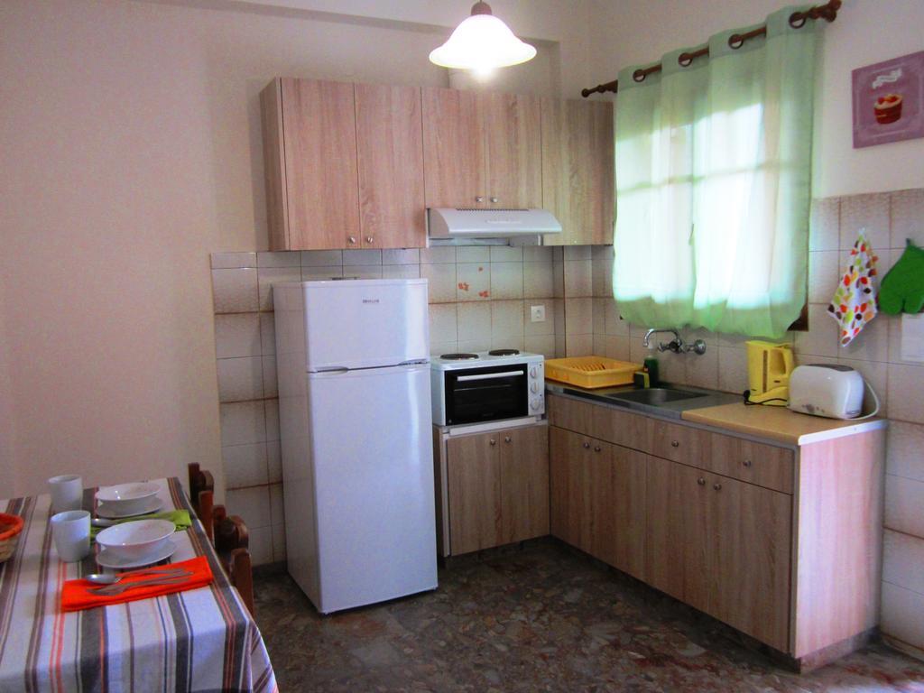 Peroulades  Varvara Studios & Apartments I חדר תמונה