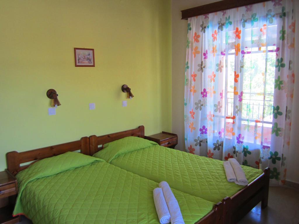 Peroulades  Varvara Studios & Apartments I מראה חיצוני תמונה